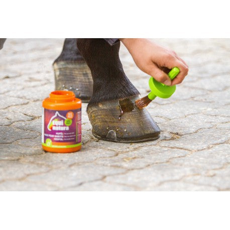 Aceite para cascos EQUINATURA con pincel